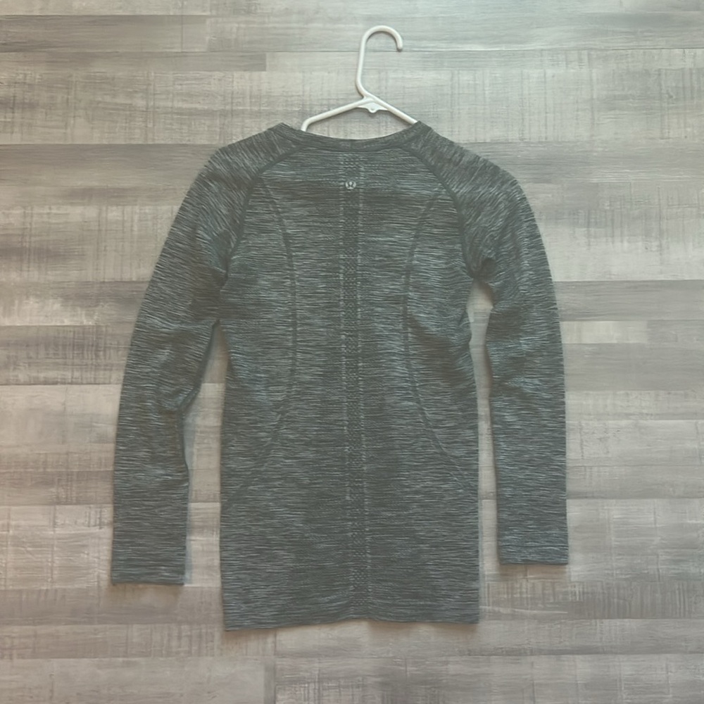 Lululemon Swiftly tech women’s - Picture 2 of 3
